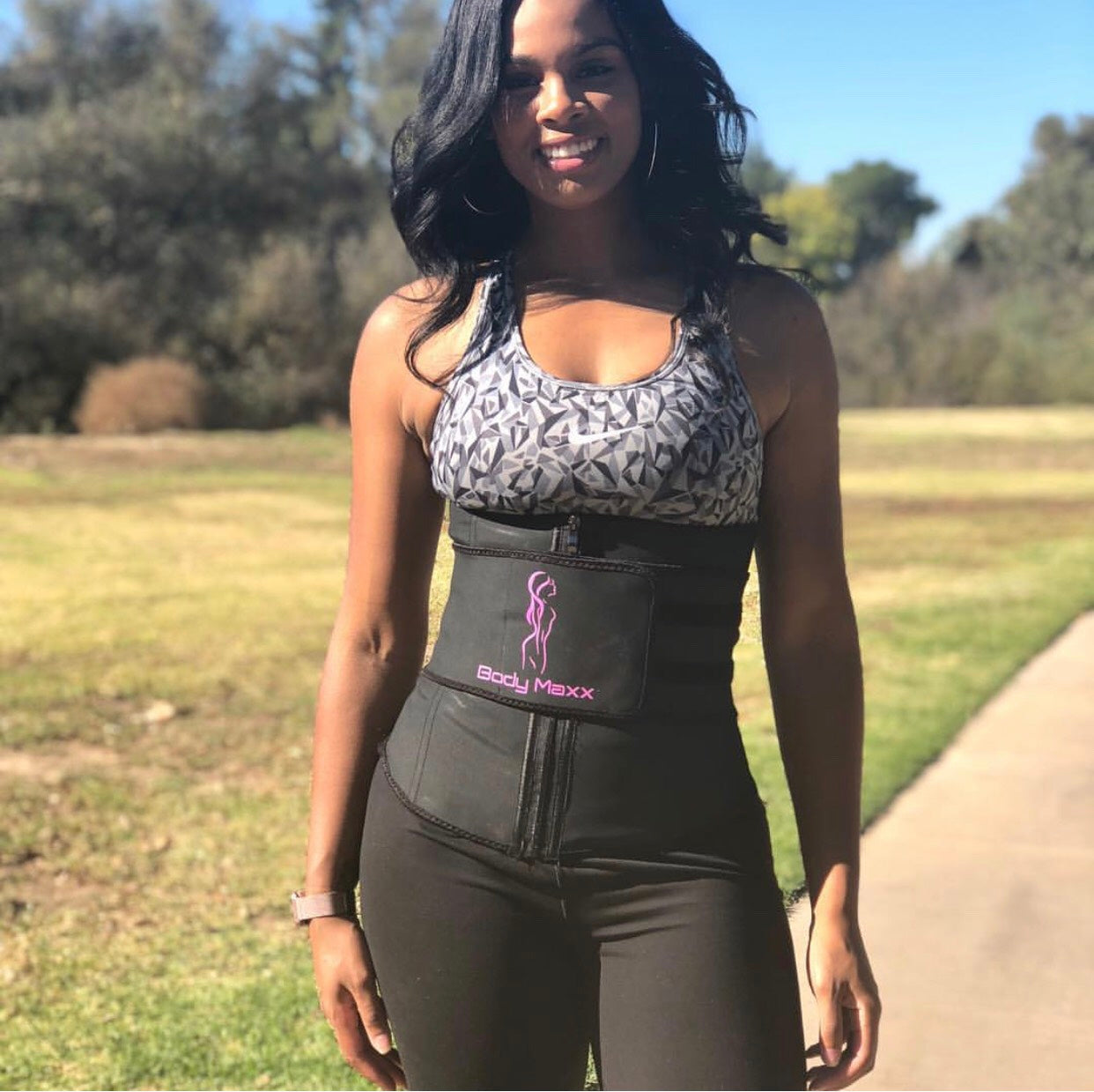 What Is A Waist Trimming Belt and Three Benefits of Using One Body Maxx